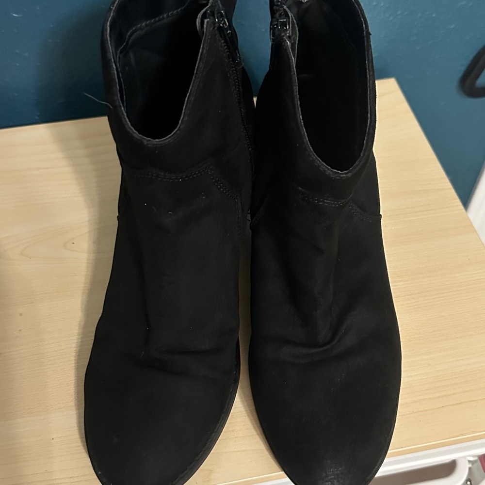 Faded Glory Black Ankle Boots